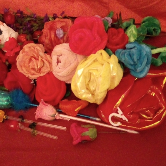 (2 for $20) Rose Collection, Full Lot. - Picture 2 of 14